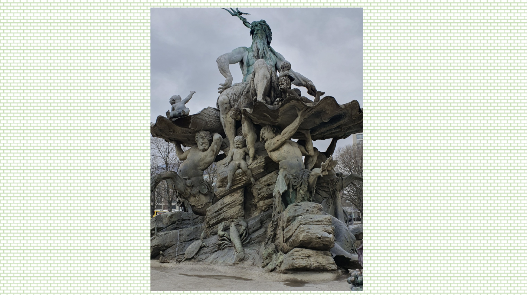 The Neptune fountain (Neptunbrunnen). Admire the detail.
